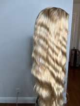 Load image into Gallery viewer, Highlighted luxury Blonde U Part Wig
