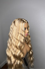 Load image into Gallery viewer, Highlighted luxury Blonde U Part Wig
