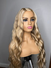 Load image into Gallery viewer, Highlighted luxury Blonde U Part Wig