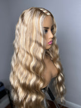 Load image into Gallery viewer, Highlighted luxury Blonde U Part Wig