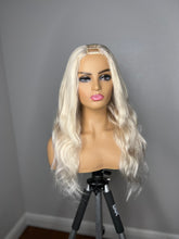 Load image into Gallery viewer, #60A Blonde Luxury Upart Wig